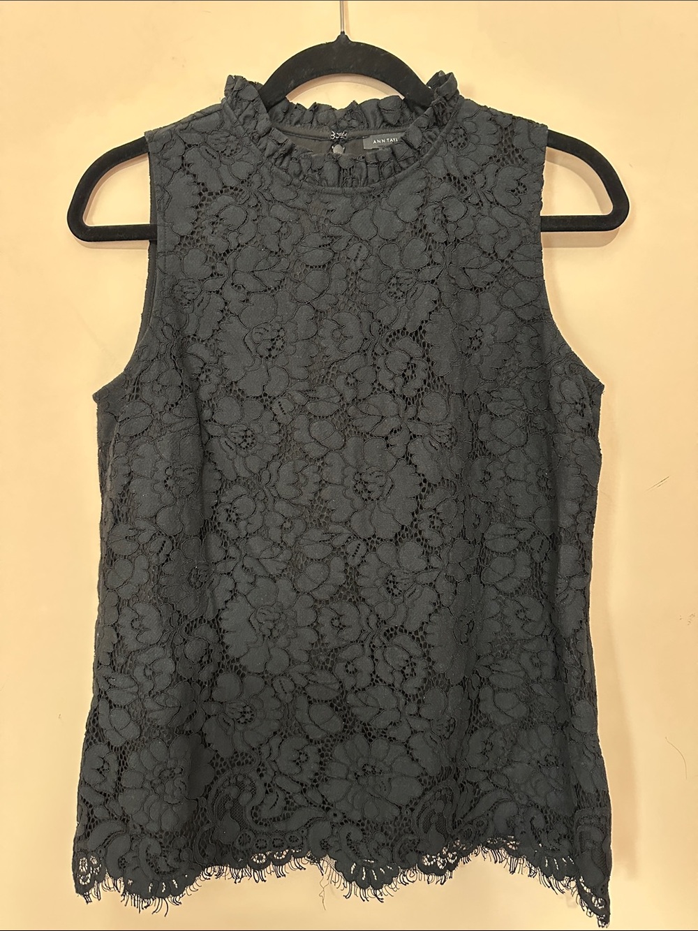 Ann Taylor Black Floral Lace Sleeveless Top